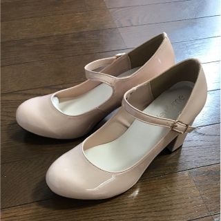 [新品未使用］7.5センチヒール エナメルパンプス(ハイヒール/パンプス)