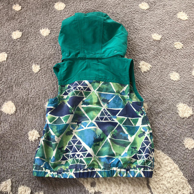 patagonia(パタゴニア)のベスト キッズ/ベビー/マタニティのキッズ服男の子用(90cm~)(その他)の商品写真