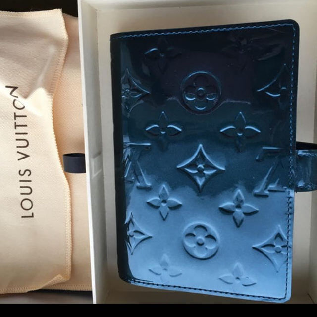 美品!ルイヴィトン 手帳カバー 美品!ルイヴィトン 手帳カバー