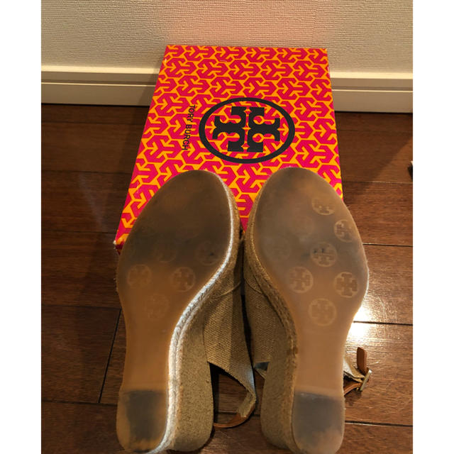 Tory Burch(トリーバーチ)のmeeさん専用☆TORY BURCH ☆ サンダル 美品 ☆ 人気 レディースの靴/シューズ(サンダル)の商品写真