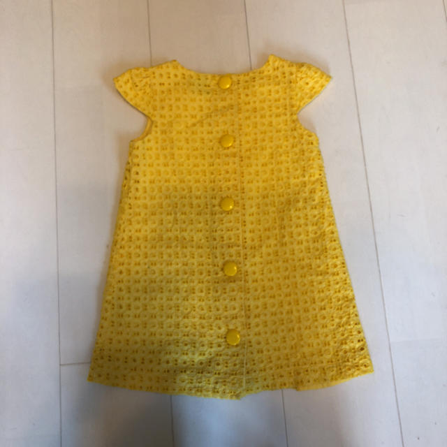 babyGAP(ベビーギャップ)の【babygap】イエローのワンピース  キッズ/ベビー/マタニティのベビー服(~85cm)(ワンピース)の商品写真