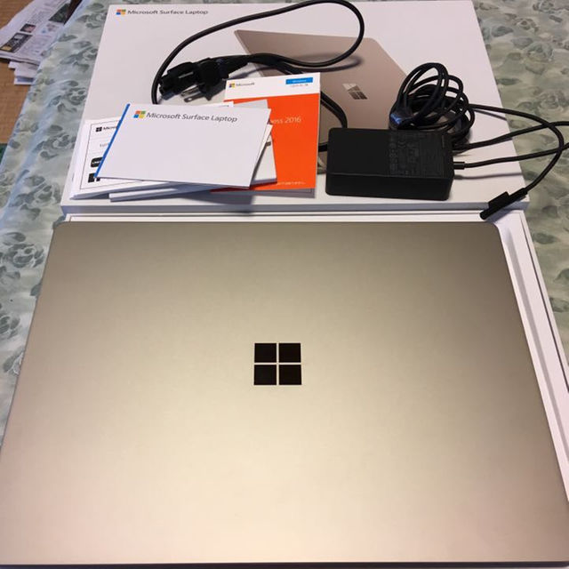 特売 Microsoft Surface Laptop i7/8GB/256GB 美品 ノートPC - hpmh