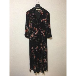 ザラ(ZARA)のzara好きの方 花柄ワンピース Sサイズ(ロングワンピース/マキシワンピース)