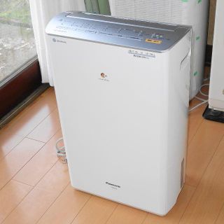 パナソニック(Panasonic)のなだかママ様専用　パナソニック　ハイブリッド方式除湿乾燥機 F-YHJX120(加湿器/除湿機)