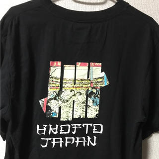 アンディフィーテッド(UNDEFEATED)のundefeated tシャツ XL(Tシャツ/カットソー(半袖/袖なし))