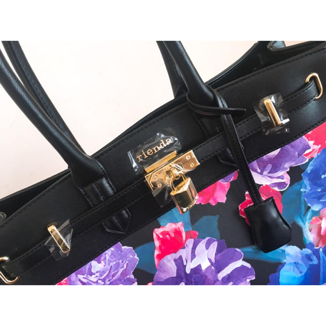 Rienda 新品 Rienda 人気フラワーバック 送込の通販 By Lavie En Rose リエンダならラクマ Rienda 新品 Rienda 人気フラワーバック 送込の通販 By Lavie En Rose リエンダならラクマ