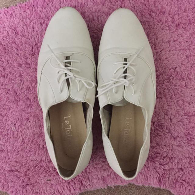 白シューズ レディースの靴/シューズ(ローファー/革靴)の商品写真