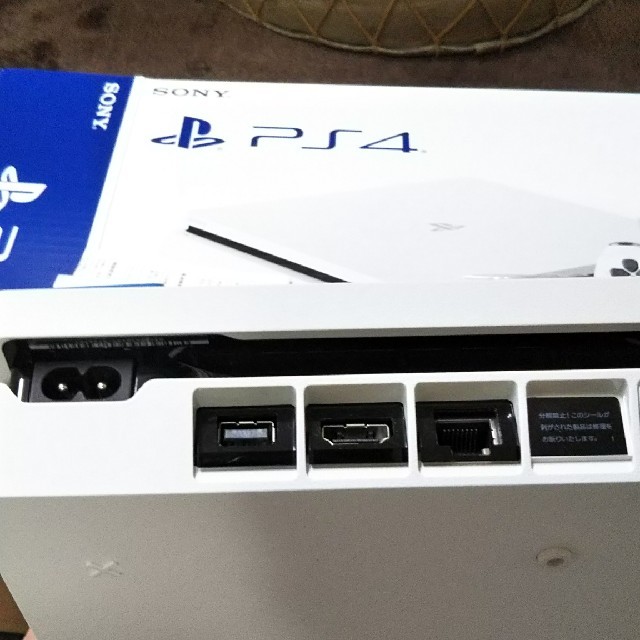 PlayStation4 縦置スタンド付 の通販 by トルコ's shop｜プレイステーション4ならラクマ - 美品 PS4(CUH-2100) 500GBホワイト 大人気特価