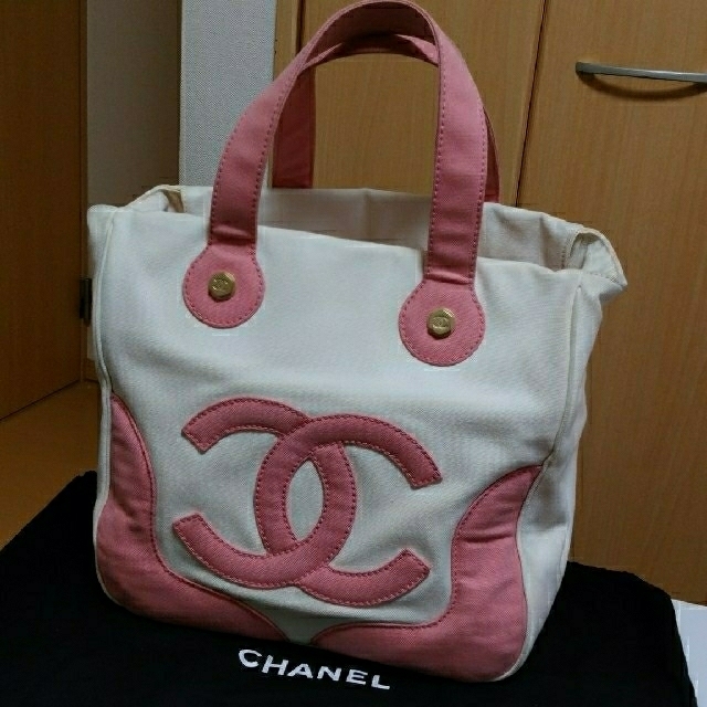 CHANEL　ココマーク　マシュマロ　トートバッグトートバッグ