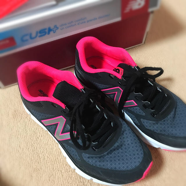 New Balance(ニューバランス)のNB ランニングシューズ レディースの靴/シューズ(スニーカー)の商品写真