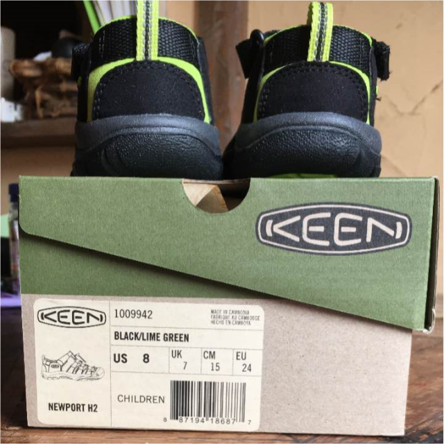 KEEN(キーン)のラスト1点！再入荷★15cｍ★新品★キーン keen サンダル キッズ/ベビー/マタニティのキッズ靴/シューズ(15cm~)(サンダル)の商品写真