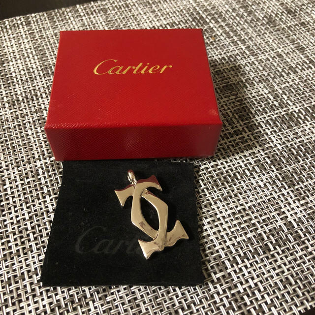 Cartier(カルティエ)のカルティエ レディースのアクセサリー(ネックレス)の商品写真