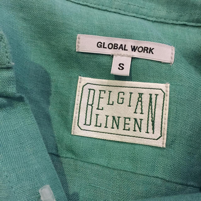 GLOBAL WORK(グローバルワーク)の【新品】GW グリーン 麻 シャツ レディースのトップス(シャツ/ブラウス(長袖/七分))の商品写真