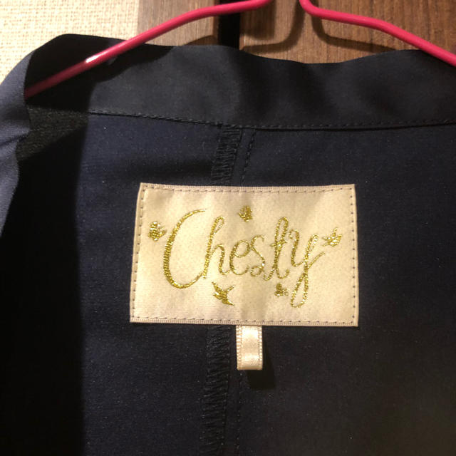 Chesty(チェスティ)のもなか様専用 ビジュー付きトップス チェスティ レディースのトップス(シャツ/ブラウス(半袖/袖なし))の商品写真