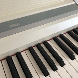 コルグ(KORG)のキーボード ピアノ(電子ピアノ)