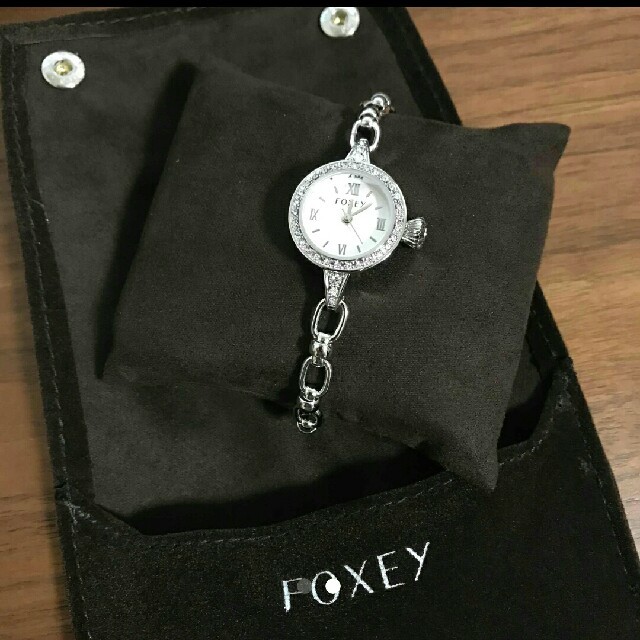 FOXEY(フォクシー)の新品未使用フォクシーFOXEYノベルティ時計 レディースのファッション小物(腕時計)の商品写真