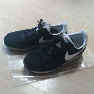 ナイキ(NIKE)のNIKE　黒　スニーカー　▼GWsale▼(スニーカー)