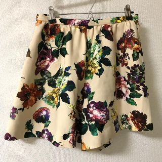 アナトリエ(anatelier)の【美品】anatelier ショートパンツ(ショートパンツ)