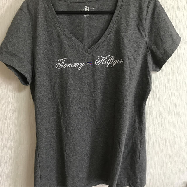 TOMMY HILFIGER(トミーヒルフィガー)のトミーフィルガー★ Ｌ レディースのトップス(Tシャツ(半袖/袖なし))の商品写真