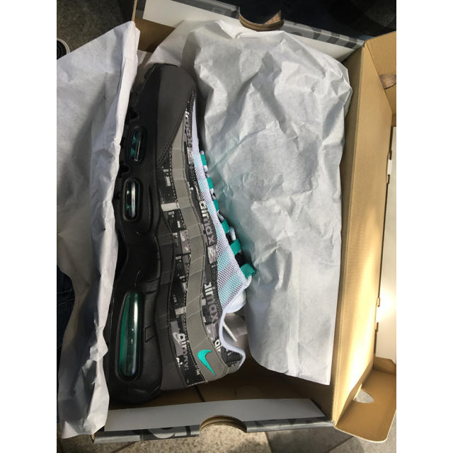 atmos(アトモス)のatmos air max 95. 28.5cm メンズの靴/シューズ(スニーカー)の商品写真