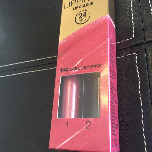 MAXFACTOR(マックスファクター)のMAX FACTOR LIPFINITY 144新品 & 003箱潰れ コスメ/美容のベースメイク/化粧品(口紅)の商品写真