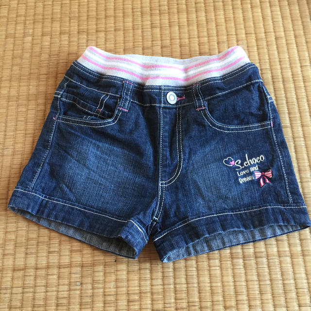 デニムショートパンツ キッズ/ベビー/マタニティのキッズ服女の子用(90cm~)(パンツ/スパッツ)の商品写真