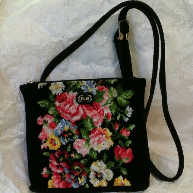 Feiler 中古 フェイラー ショルダーバッグの通販 By Non S Shop フェイラーならラクマ Feiler 中古 フェイラー ショルダーバッグの通販 By Non S Shop フェイラーならラクマ