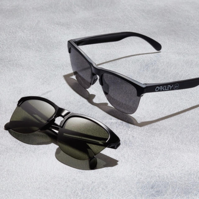 正規品質保証】 OAKLEY x FRAGMENT frogskins BLUE 藤原ヒロシ