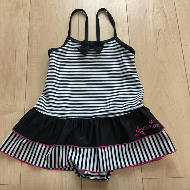 女の子 水着 120センチ キッズ/ベビー/マタニティのキッズ服女の子用(90cm~)(水着)の商品写真