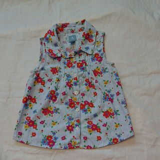 ベビーギャップ(babyGAP)の【110】GAPの花柄シャツ(Tシャツ/カットソー)