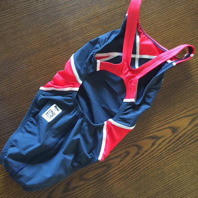 SPEEDO(スピード)の130 競泳水着 キッズ/ベビー/マタニティのキッズ服女の子用(90cm~)(水着)の商品写真