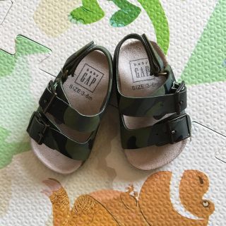 ベビーギャップ(babyGAP)のBabyGAP 迷彩柄サンダル11cm(サンダル)