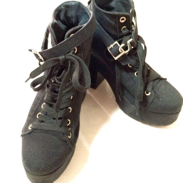 heather(ヘザー)のHeather 厚底ブーツ 黒 レディースの靴/シューズ(ブーツ)の商品写真