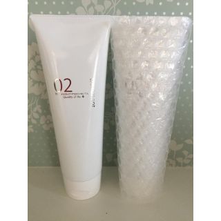 クイーンズバスルーム(QUEEN'S BATHROOM)のクイーンズバスルーム 薬用ヘアトリートメント 240g2本(トリートメント)