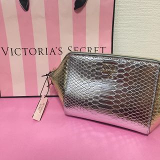 ヴィクトリアズシークレット(Victoria's Secret)の【新品】ヴィクトリアシークレット ポーチ大(ポーチ)