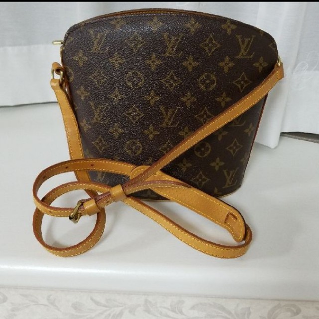 LOUIS VUITTON(ルイヴィトン)の【あゆ様専用】美品 ルイヴィトン ショルダーバッグ モノグラム レディースのバッグ(ショルダーバッグ)の商品写真