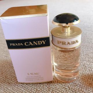 プラダ(PRADA)の【me様 専用です】PRADA 香水 CANDY(香水(女性用))