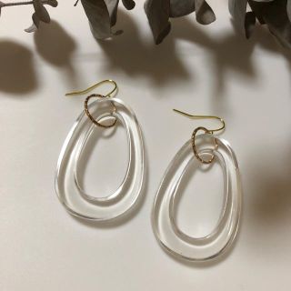 アングリッド(Ungrid)のアクリルピアス(ピアス)