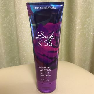 バスアンドボディーワークス(Bath & Body Works)の新品【バス&ボディワークス】　ダークキス ボディクリーム(ボディクリーム)