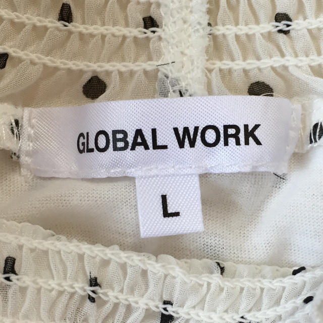 GLOBAL WORK(グローバルワーク)のGLOBAL WORK フリルネックブラウス長袖 レディースのトップス(シャツ/ブラウス(長袖/七分))の商品写真