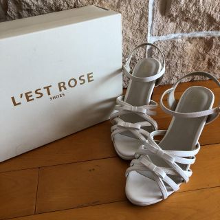 レストローズ(L'EST ROSE)のレストローズ  リボンサンダル  白  L'EST ROSE(サンダル)