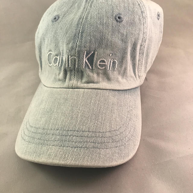 Calvin Klein(カルバンクライン)の［新品］カルバンクライン キャップ  ライトブルー レディースの帽子(キャップ)の商品写真