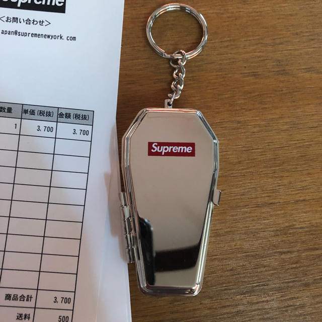 Supreme(シュプリーム)のSupreme Coffin Keychain メンズのファッション小物(キーホルダー)の商品写真