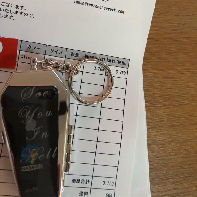 Supreme(シュプリーム)のSupreme Coffin Keychain メンズのファッション小物(キーホルダー)の商品写真