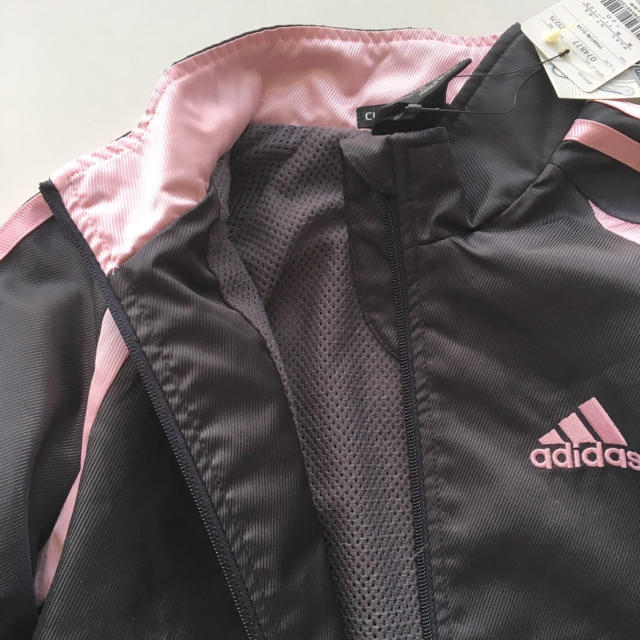 adidas(アディダス)の【新品タグ付き】アディダスジャケット キッズ/ベビー/マタニティのキッズ服女の子用(90cm~)(ジャケット/上着)の商品写真