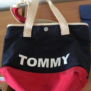 トミーヒルフィガー(TOMMY HILFIGER)のTOMMY(ハンドバッグ)