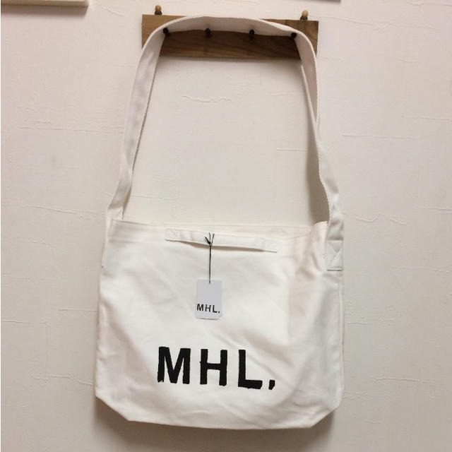 新品未使用。正規品。MHL/マーガレットハウエル/ショルダーバッグ 新品未使用。正規品。MHL/マーガレットハウエル/ショルダーバッグ