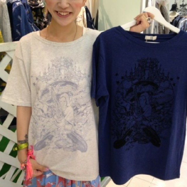 monikoto(モニコト)の【monikoto】つばさTシャツ レディースのトップス(Tシャツ(半袖/袖なし))の商品写真