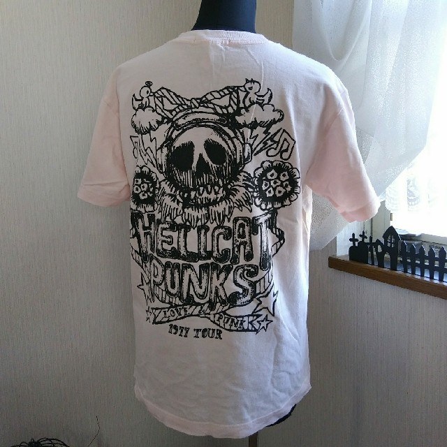 HELLCATPUNKS(ヘルキャットパンクス)のHELICATPUNKS 半袖Tシャツ レディースのトップス(Tシャツ(半袖/袖なし))の商品写真