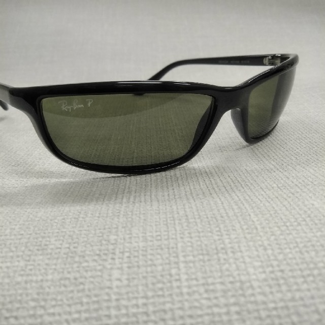 レイバン　サングラス　Ray-Ban RB4034　 美品　ケース付き